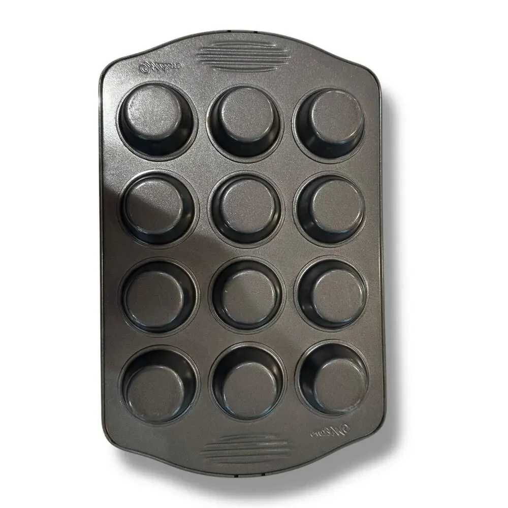 Wilton Mini Muffin Pan Tin Cheese Cake Egg Rounds Non-Stick 12 Holes Heavyweight